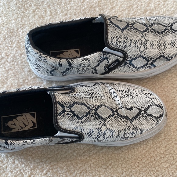 Snake Print Vans Mens 7.5 or Women's 9 / 9.5 - Picture 8 of 8